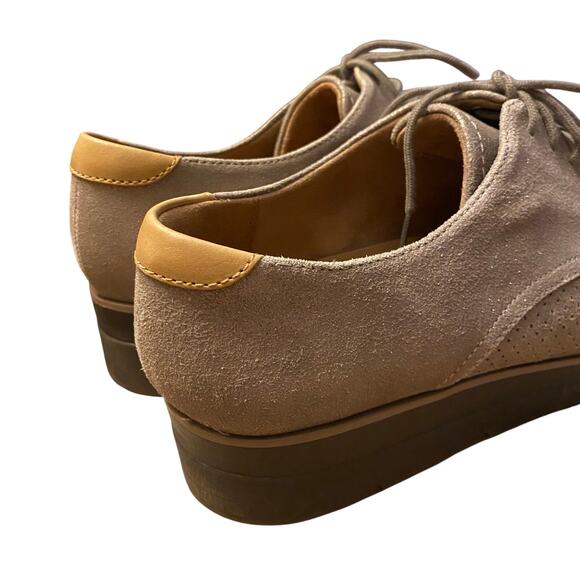 Clarks "Shaylin Lace Oxfords" Platinum, 10, Laced Up, Suede Leather, 1.5" Heel - Picture 9 of 10